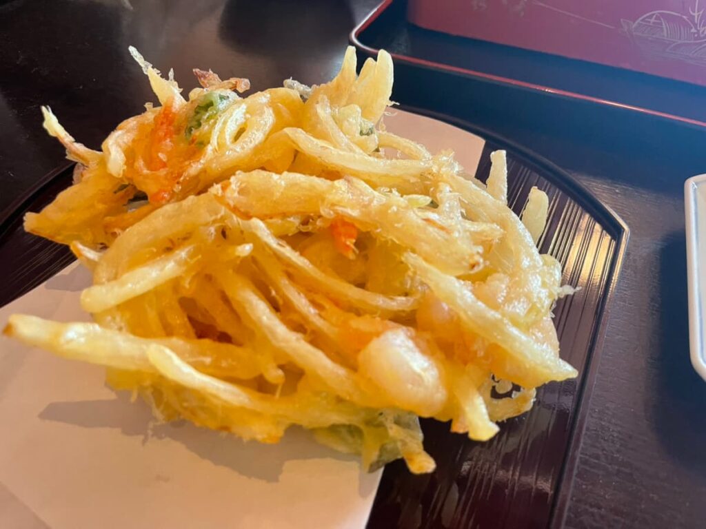 蕎傳のかき揚げの写真