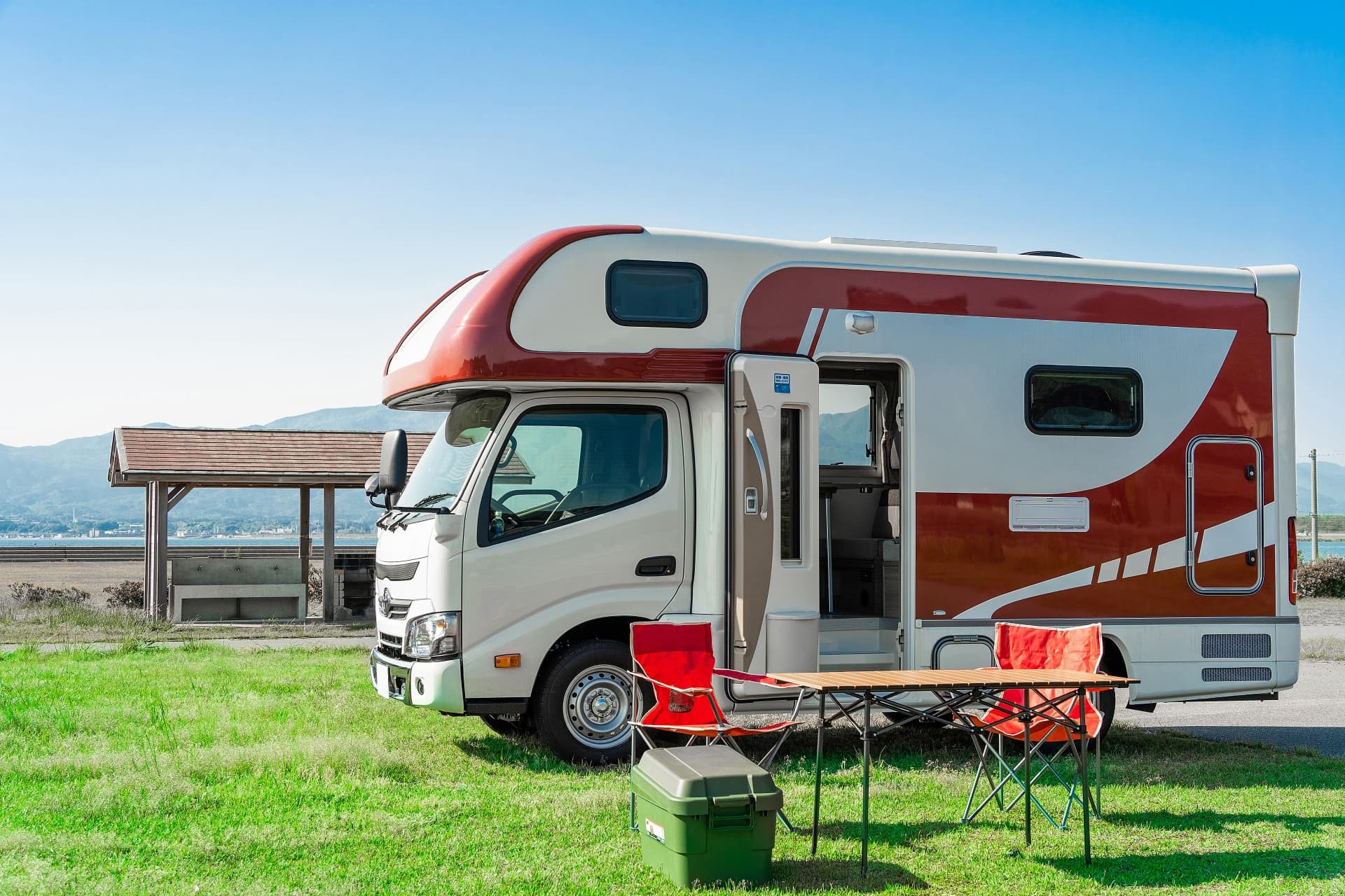 キャンピングカーの写真